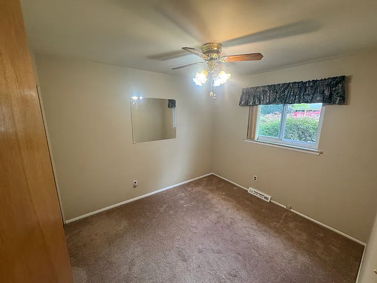 14715 Leblanc Ave — Photo 8