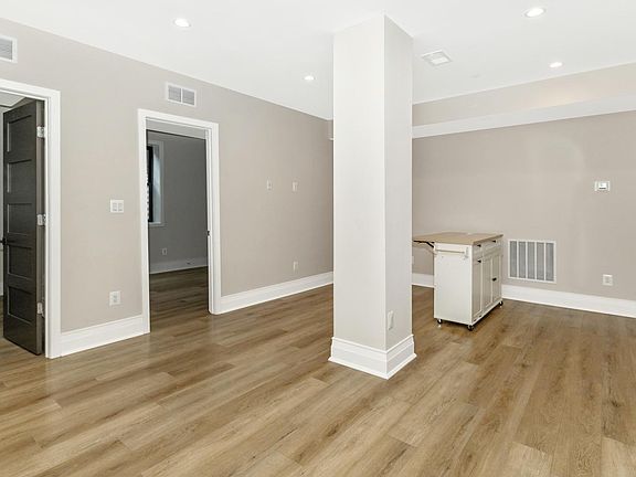 3rd image of 204 Broadway St