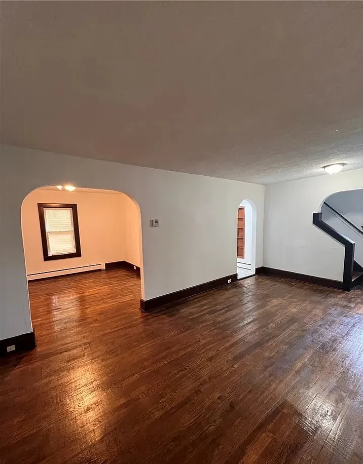 3 bed, 1308 sqft, $1,300 — Photo 4