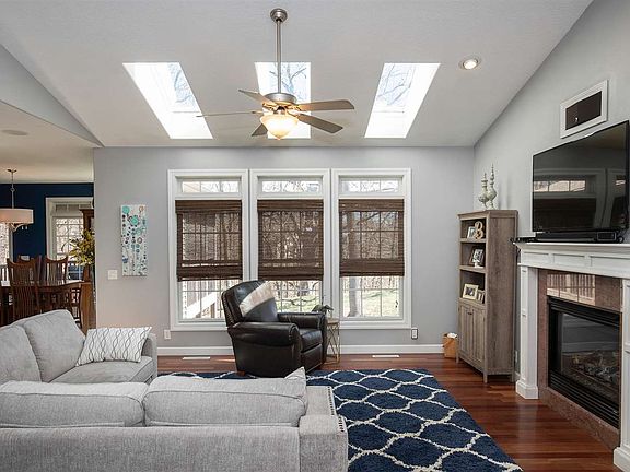 5th image of 2980 16th Street Ct