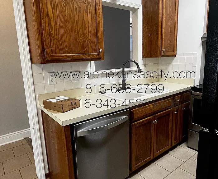 7105 N Kingston Ct — Photo 8