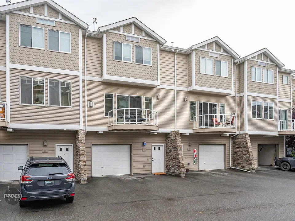 2159 W 29th Ave