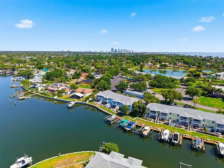 4805 Cobia Dr SE #D — Photo 50