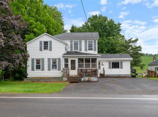 365 Glasgow St, Clyde, NY 14433