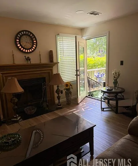 246 Crosspoint Dr — Photo 7