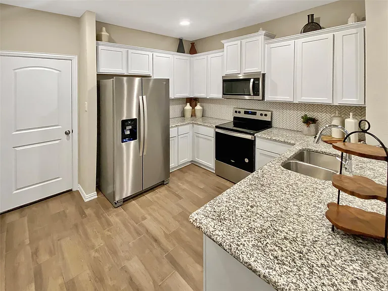 11922 Amber Oak Way — Photo 13