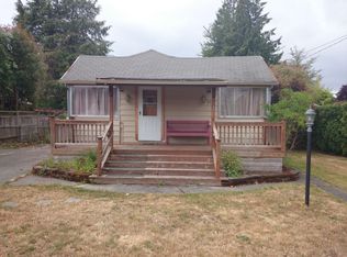 3239 39th Ave SW, Seattle, WA 98116