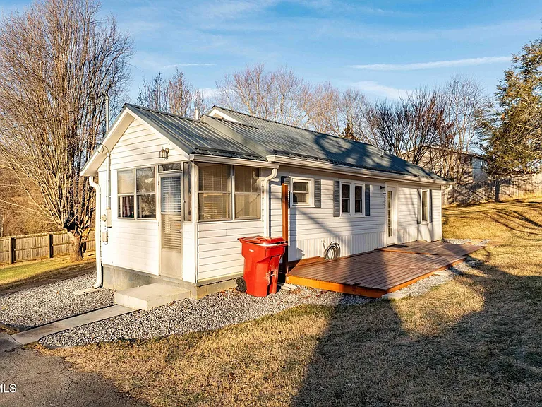 172 Hopper Rd — Photo 27