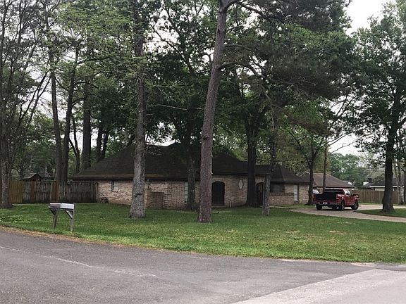 4th image of 2707 N Winfree St