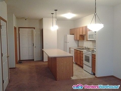 3rd image of 1776 Maryland Ave E #301
