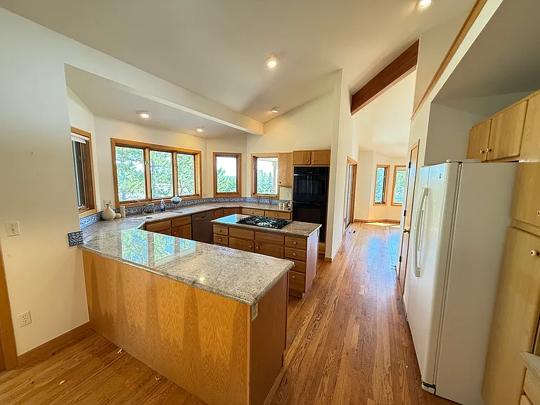 2620 Briarwood Dr — Photo 9
