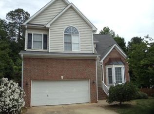 8700 Erinsbrook Dr, Raleigh, NC 27617