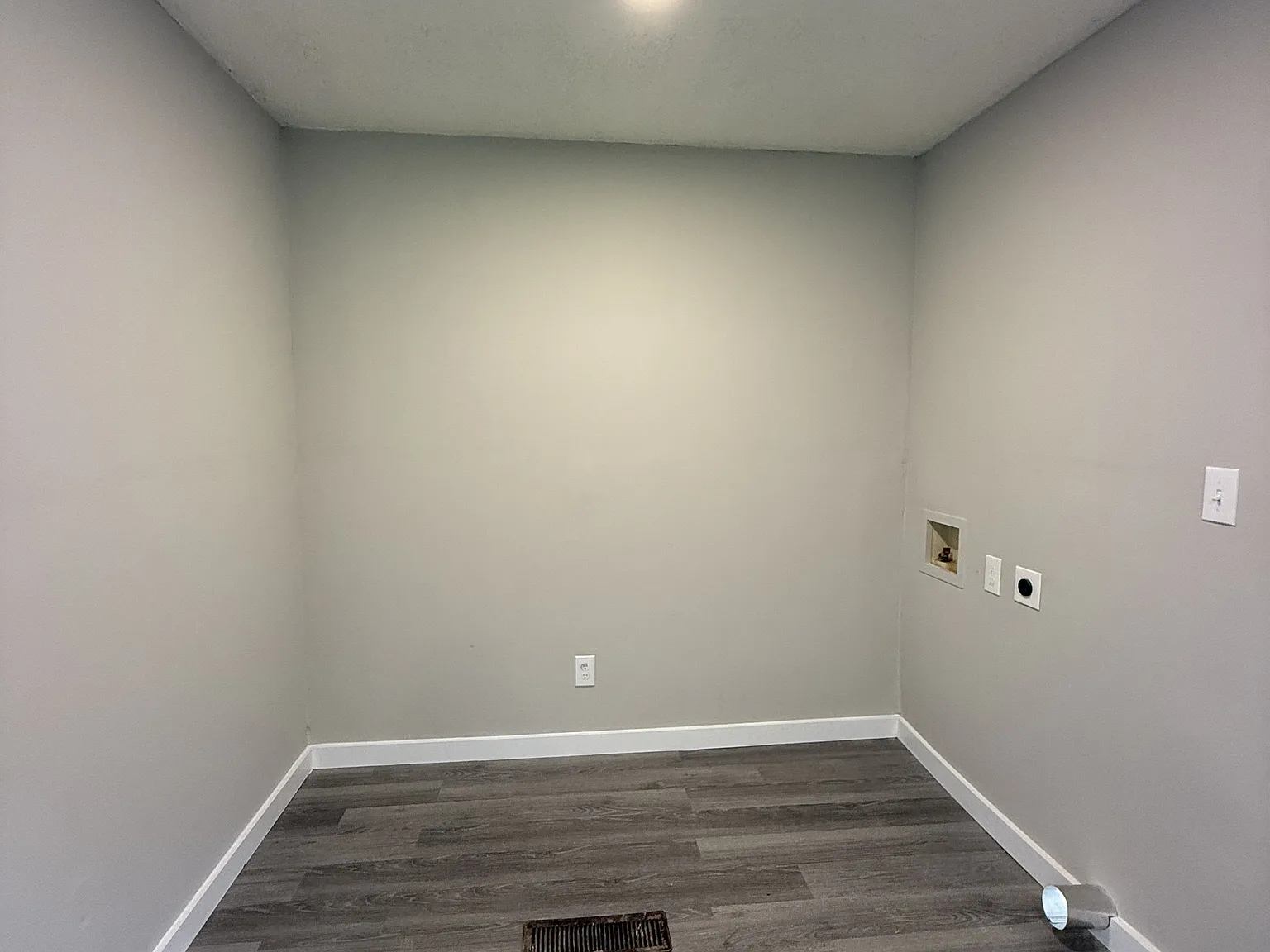 4800 Norway Avenue - 1 — Photo 4