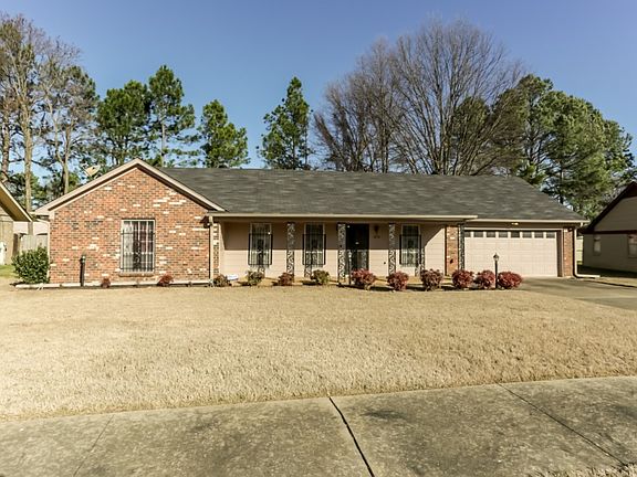 4th image of 6078 Pebble Beach Ave