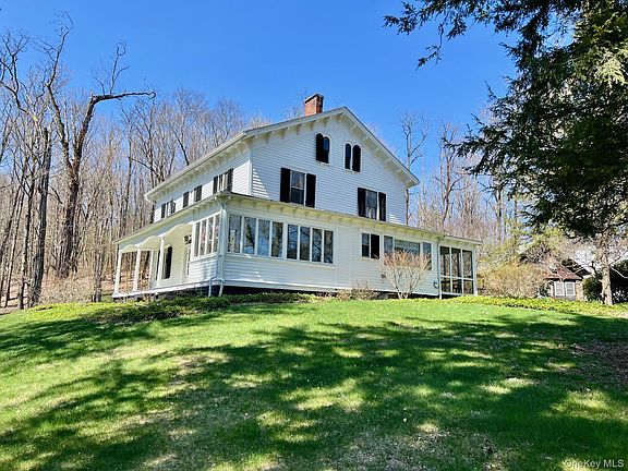 2nd image of 819 Van Wagner Road