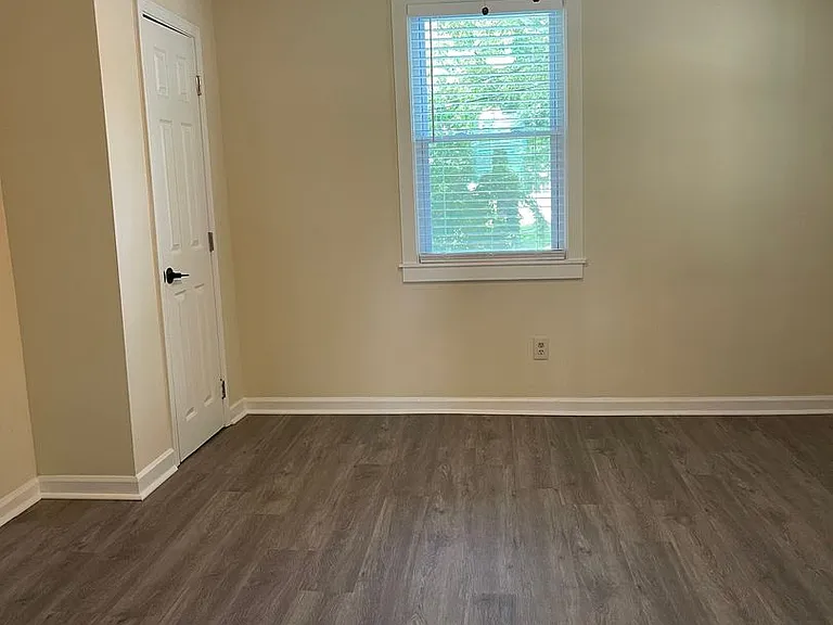 134 Dallas St — Photo 6