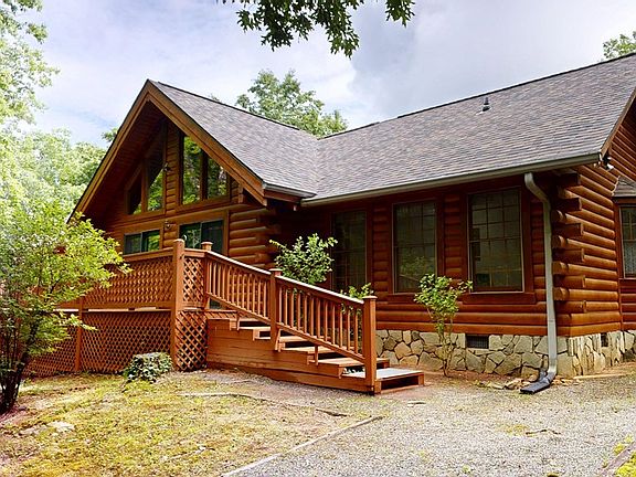 3rd image of 118 Laurel Ridge Ln