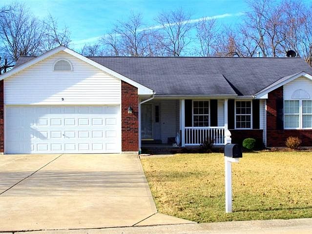1st image of 15 Spanish Oak Ct