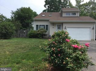 177 Neptune Dr, Manahawkin, NJ 08050