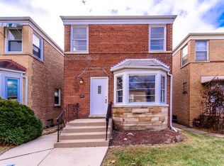 6754 N Campbell Ave, Chicago, IL 60645