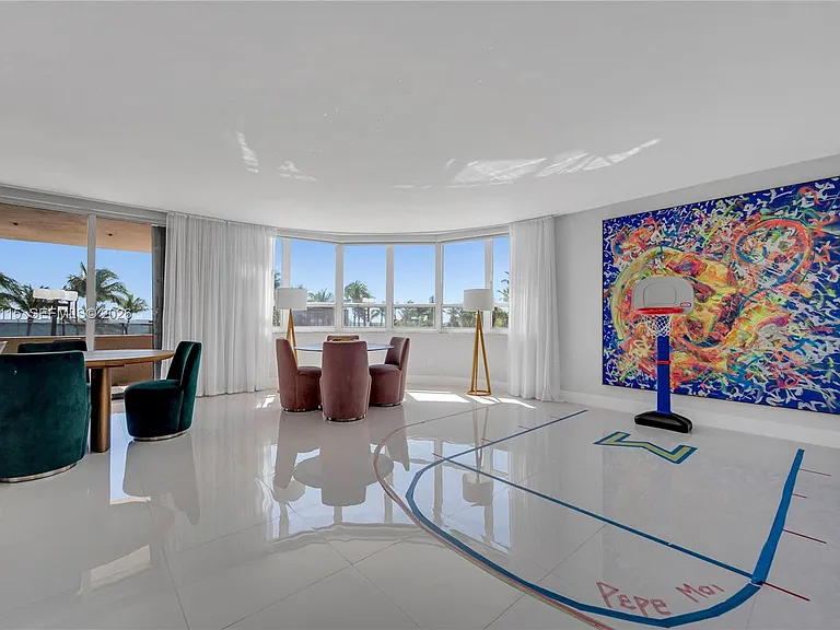 10175 Collins Ave #102 — Photo 10