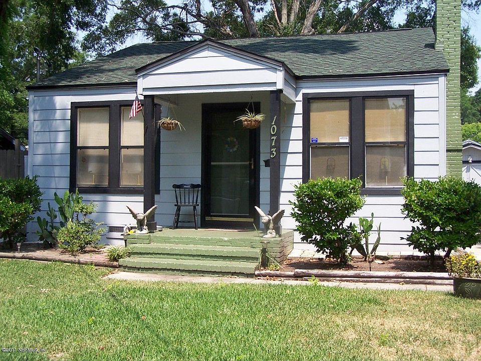 1st image of 1073 Brown St