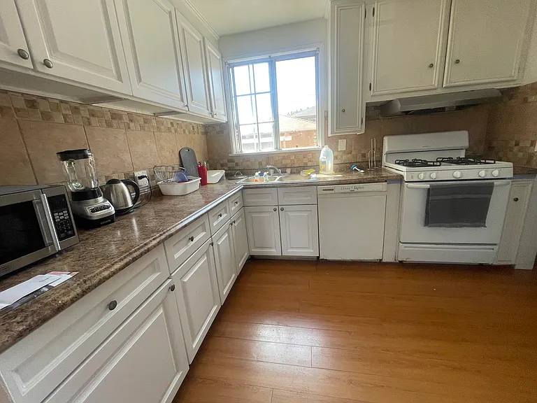 15401 Faysmith Ave — Photo 5