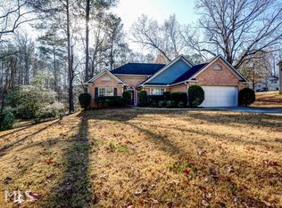 415 Louvre Ct SW, Atlanta, GA 30331