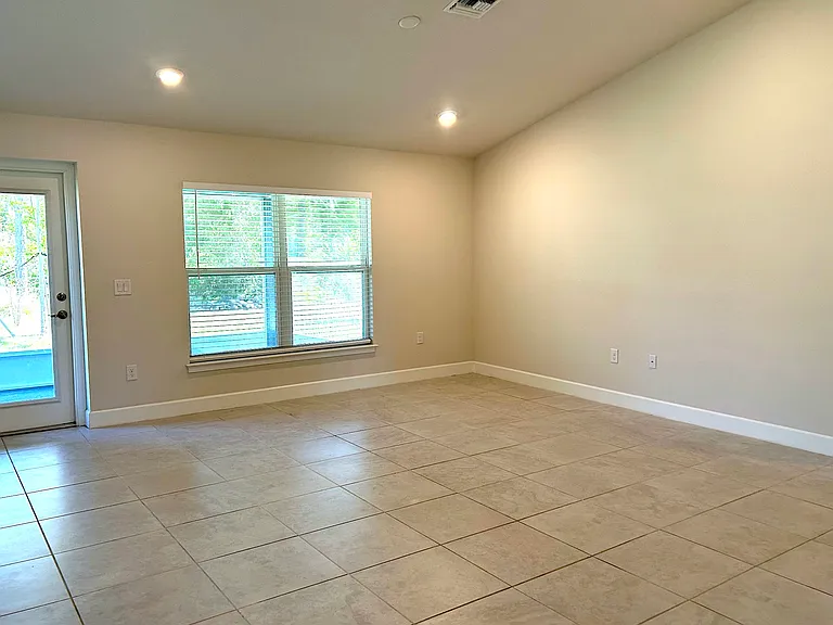 2576 Wilburn Ter — Photo 4