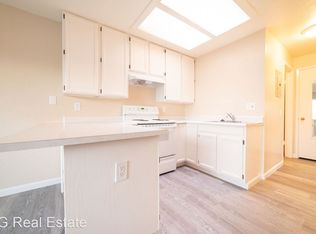 21063 Royal Ave APT 6, Hayward, CA 94541