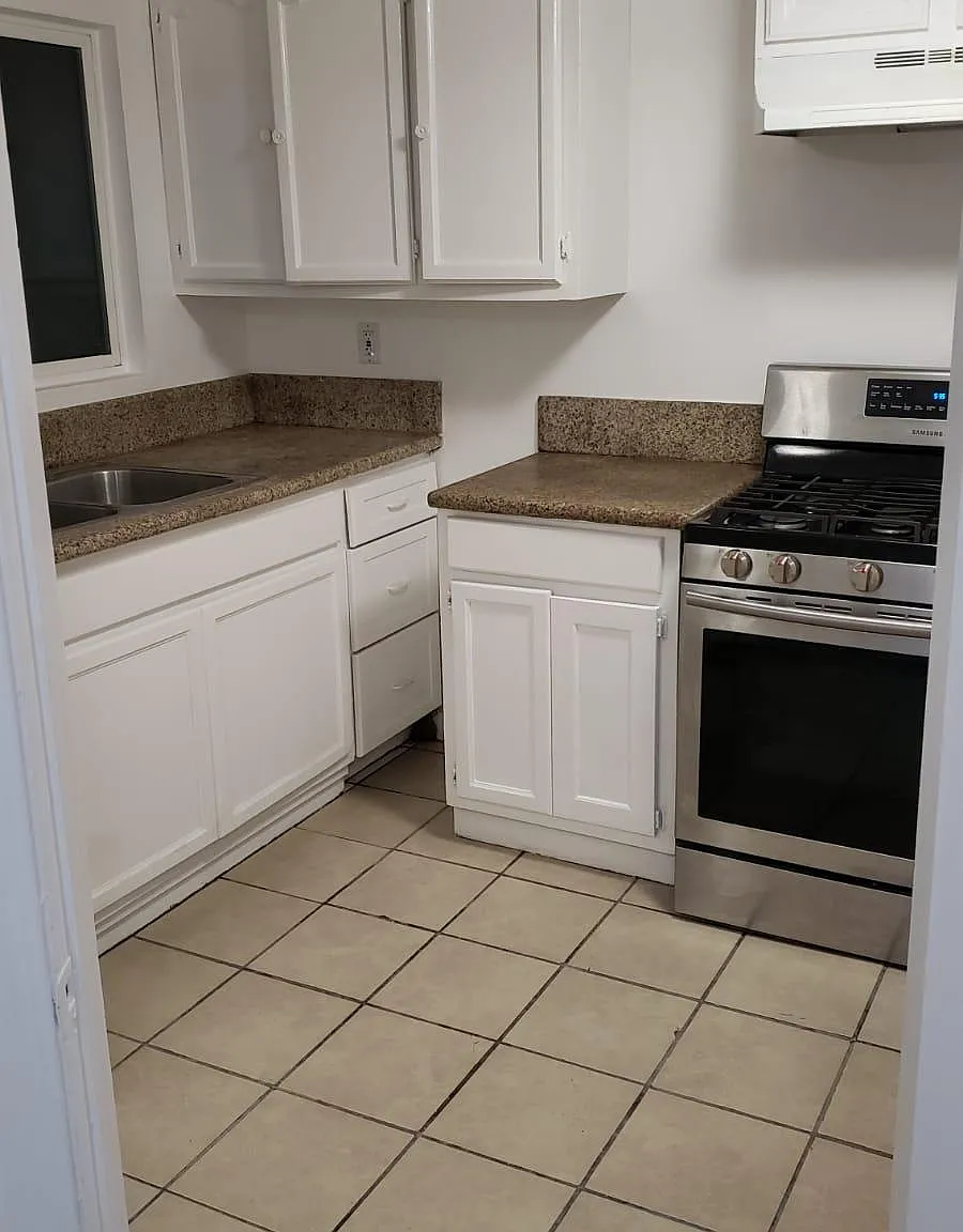 2 bed, 1250 sqft, $2,500 — Photo 1