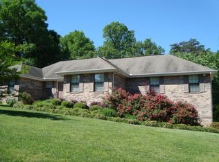 6433 Forest Meade Dr, Hixson, TN 37343