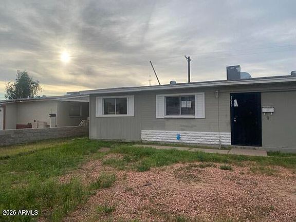 2nd image of 7619 W CLARENDON Avenue