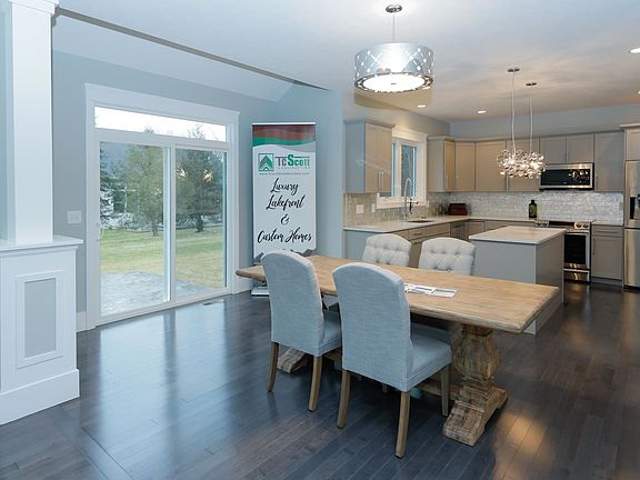 5th image of 2631 Avalon Woods Dr