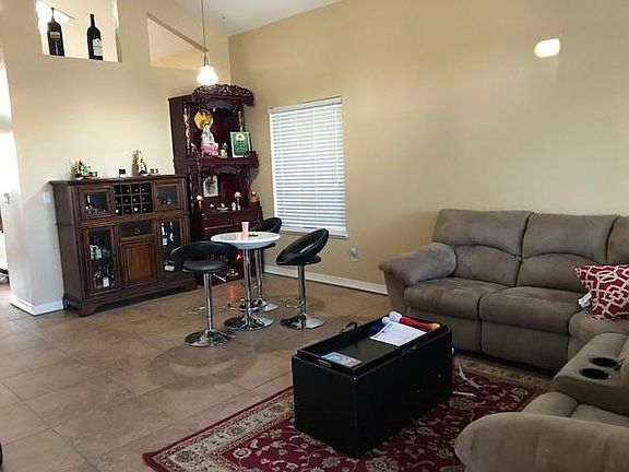 4th image of 2170 Osborne Cir