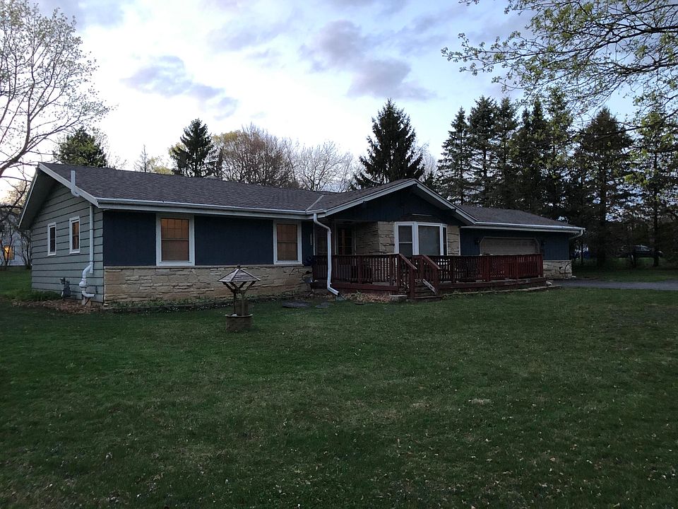 2nd image of W330N5419 Linden Cir E