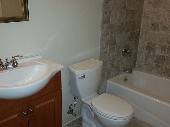 Clean, updated bathroom