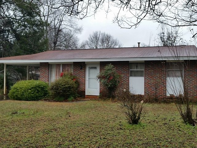 2nd image of 311 Gunter Ct