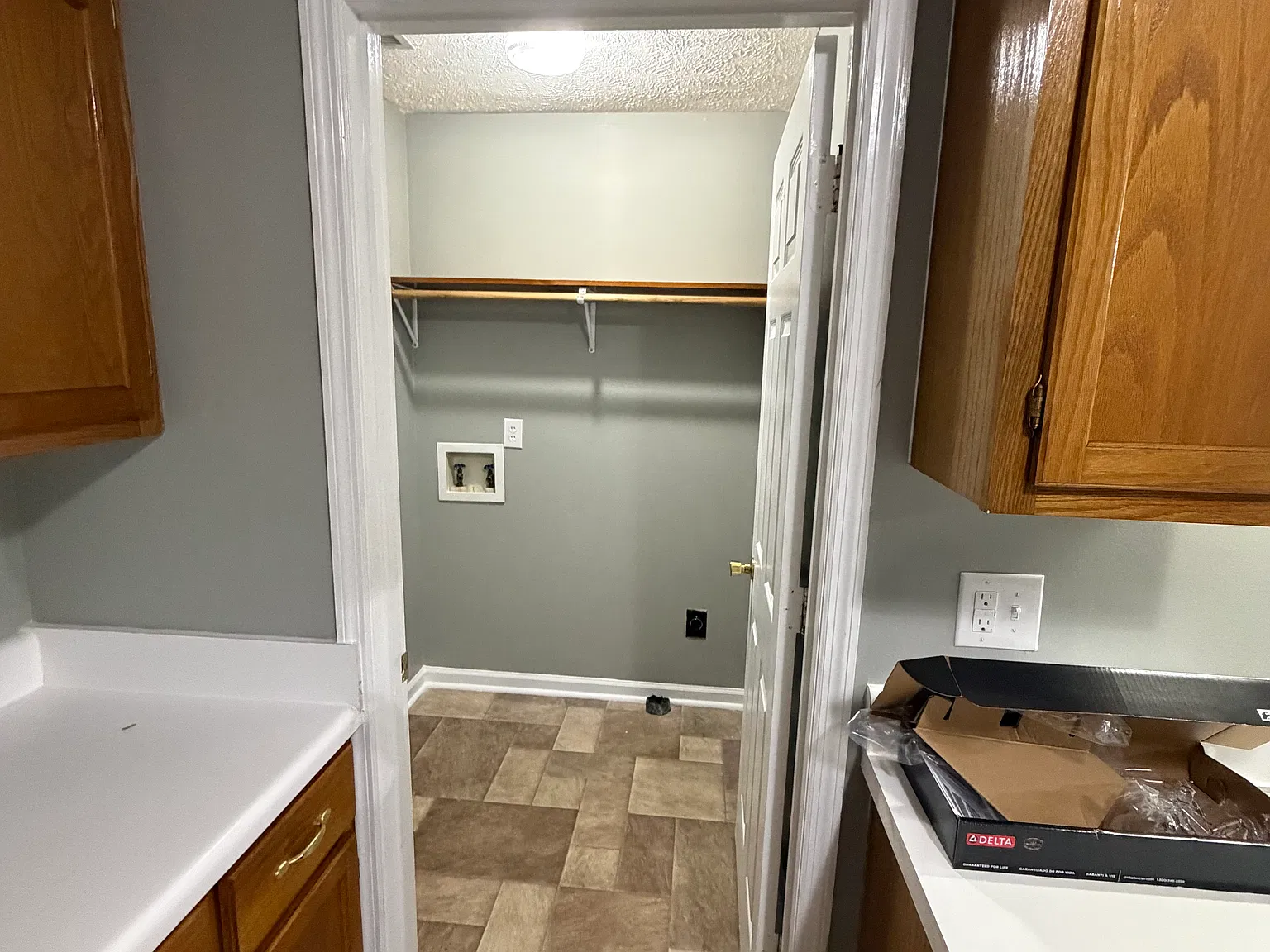 2 bed, $1,100 — Photo 4