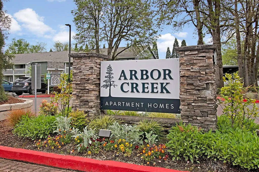 Arbor Creek Apartments — Photo 1