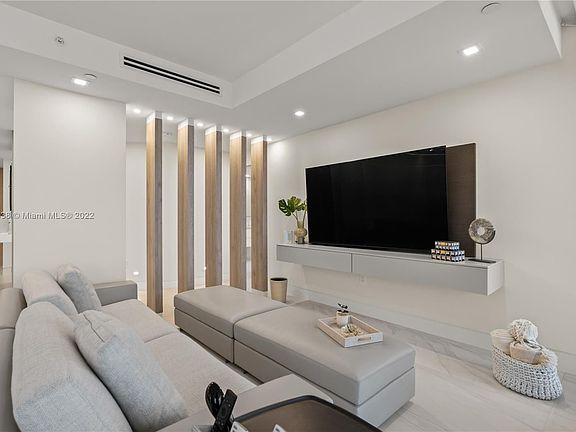 5th image of 19111 Collins Ave APT 808