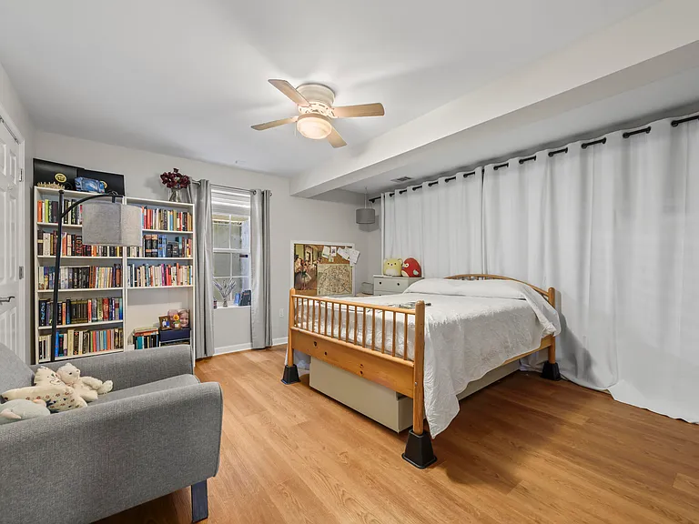 43340 Wintersrun Ct — Photo 32