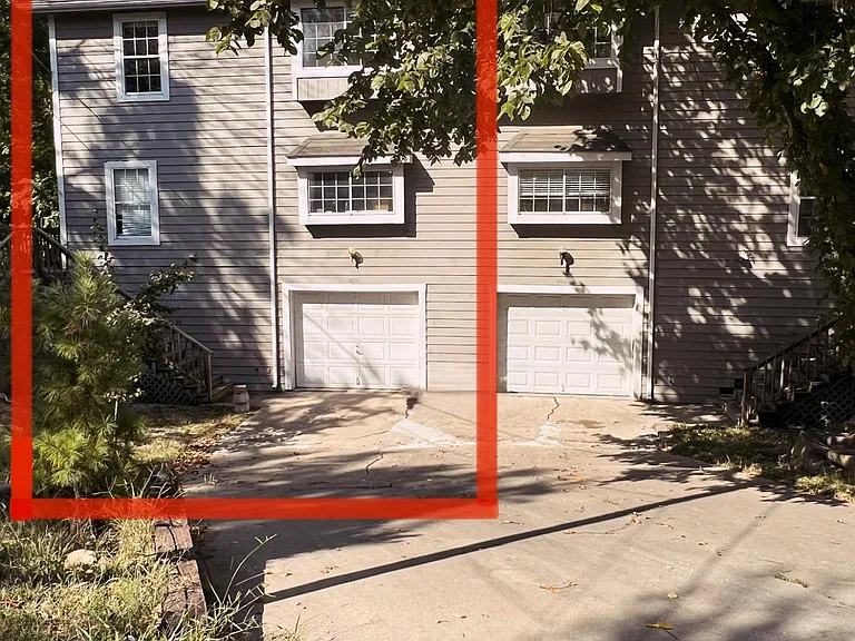 1370 Sherman Ave — Photo 10