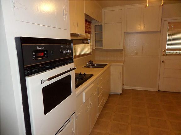 5th image of 5521 Winifred Dr