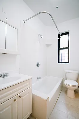 Rented by Skyward | media 15