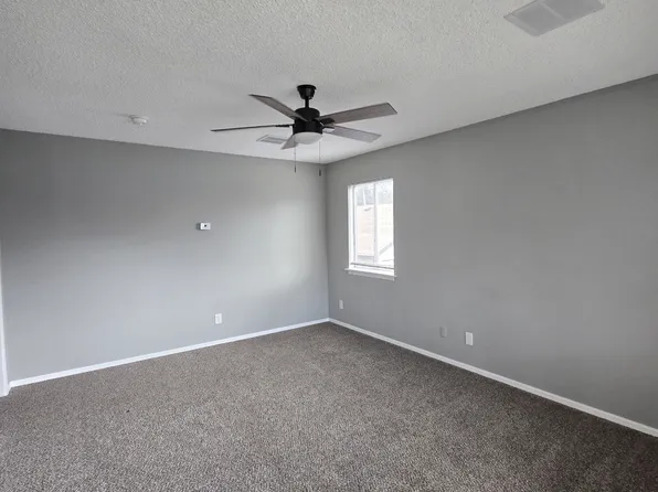 612 S Forrest St Unit D, Douglass, KS 67039