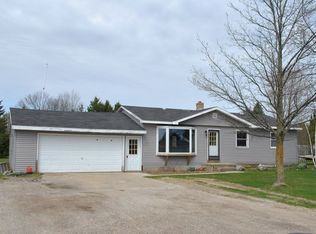 701 Clover Dr, Gaylord, MI 49735