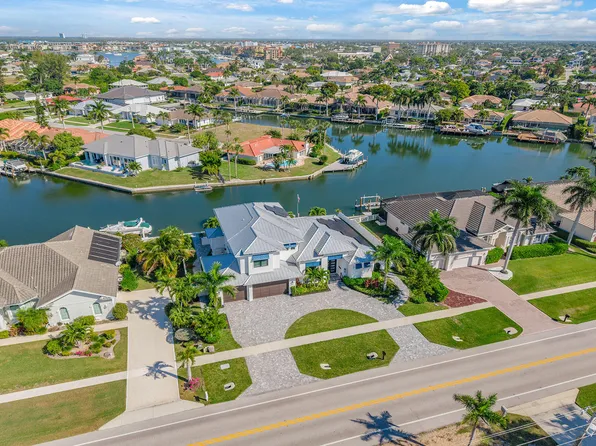 478 Kendall Dr, Marco Island, FL 34145