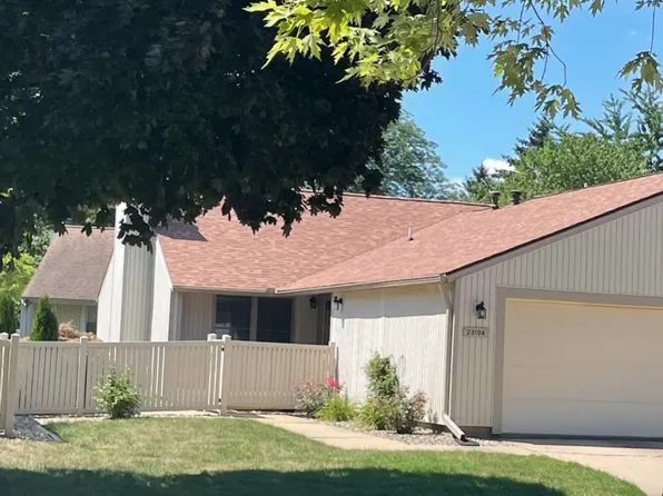 (undisclosed Address), Champaign, IL 61820