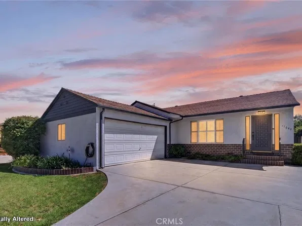 17640 Kittridge St, Van Nuys, CA 91406